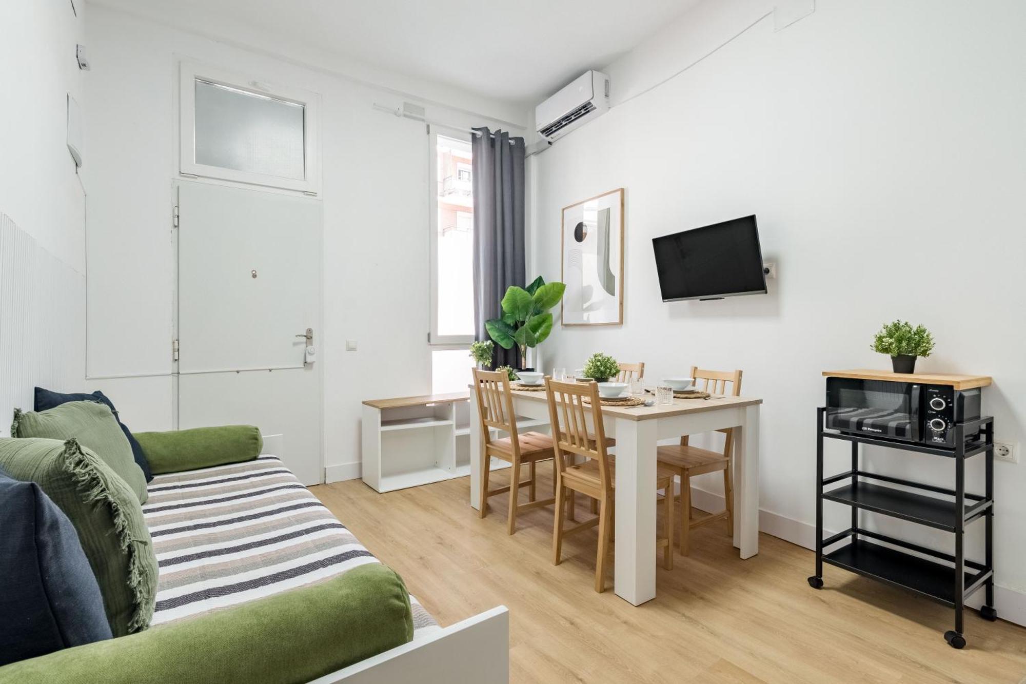 Apartament Charming Lucero Madryt Zewnętrze zdjęcie