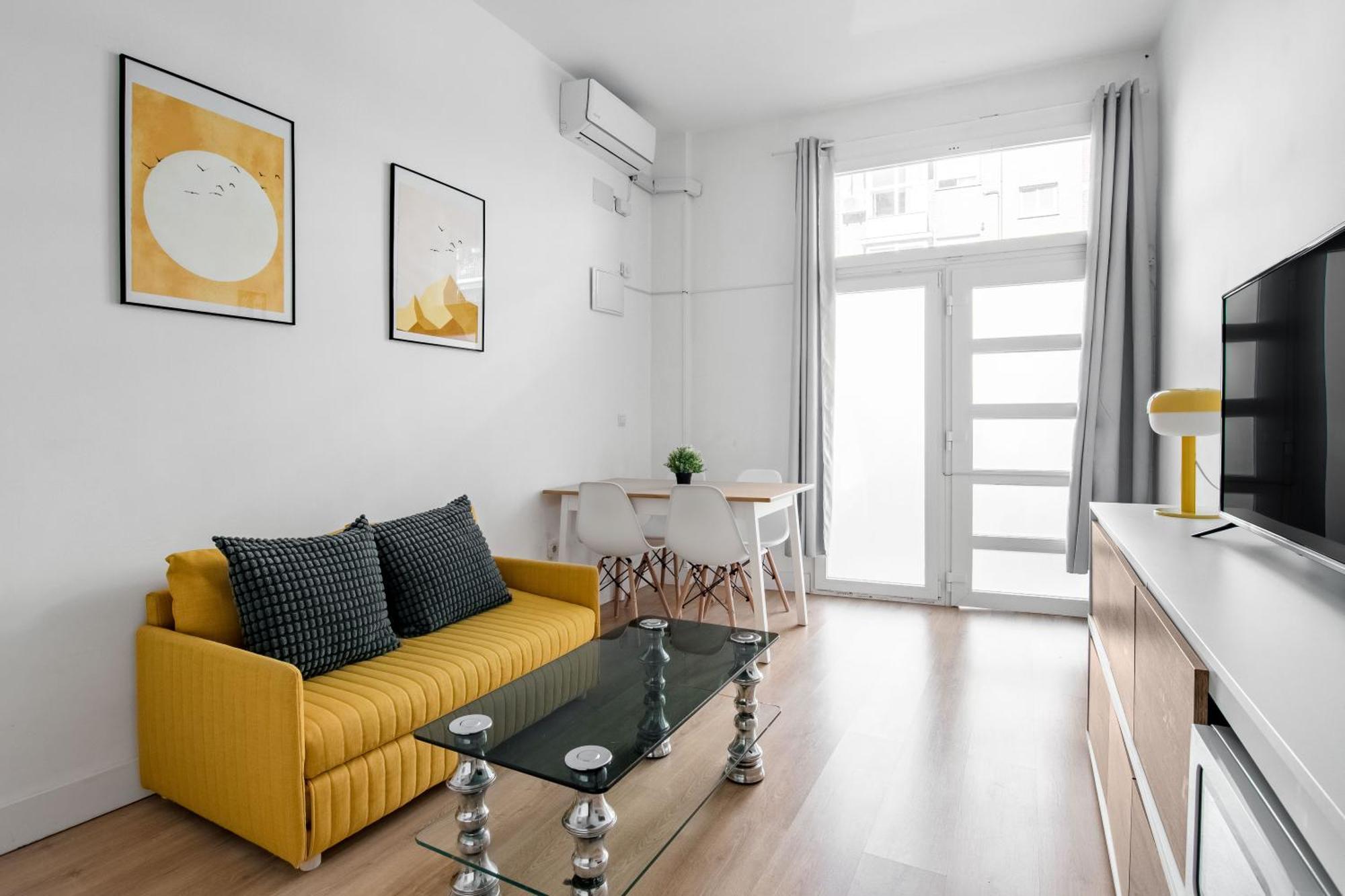 Apartament Charming Lucero Madryt Zewnętrze zdjęcie